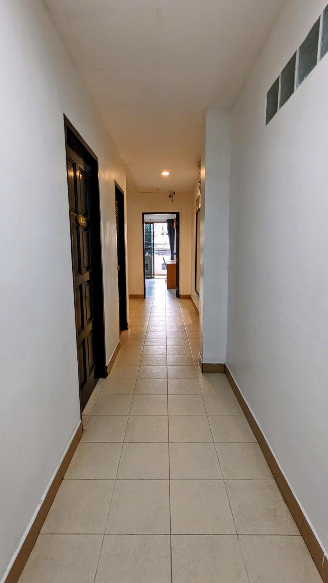 Heaven House Restro & Bar Hotel Patong Bagian luar foto