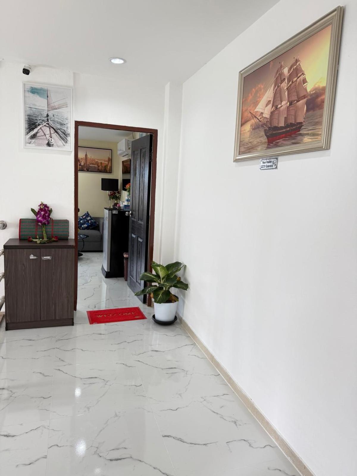 Heaven House Restro & Bar Hotel Patong Ruang foto